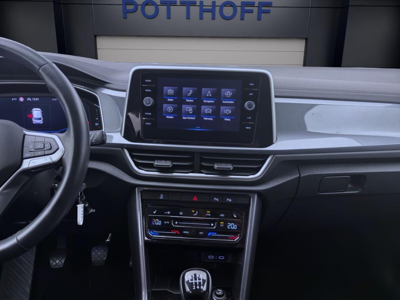 Volkswagen T-Roc – Bild 15