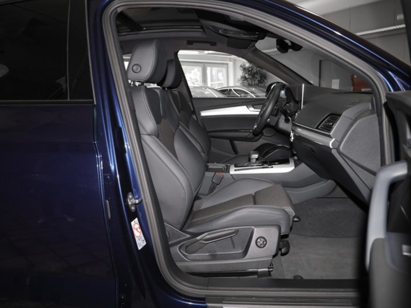Bild über Audi Q5 Sportback 40 TDI quattro S tronic - für weitere Informationen kontaktieren Sie den Audi Partner
