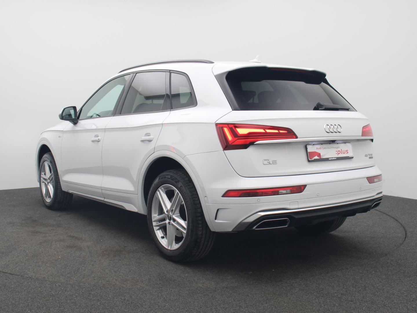 Bild über Audi Q5 45 TFSI quattro S tronic - für weitere Informationen kontaktieren Sie den Audi Partner
