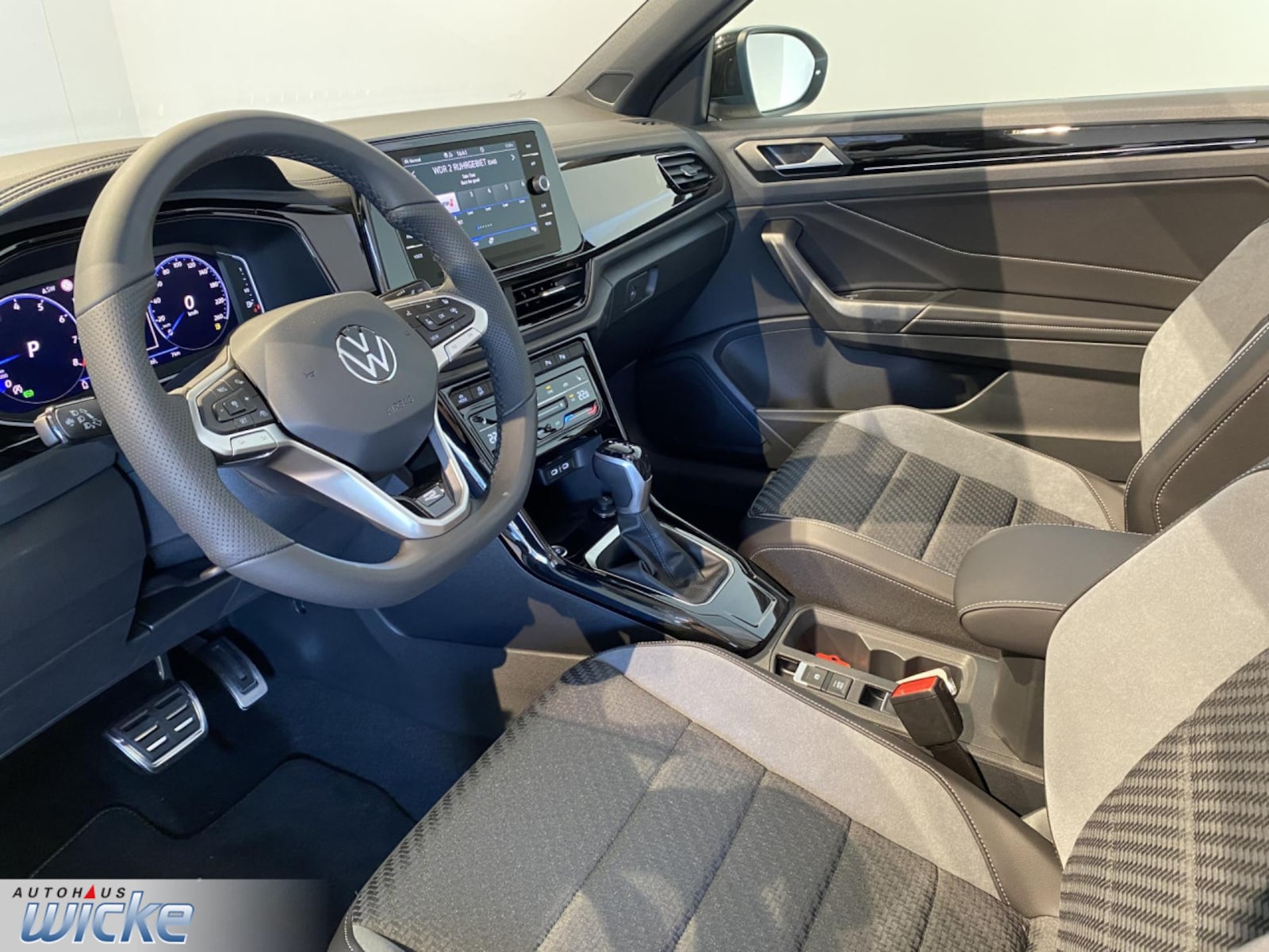 Volkswagen T-Roc Cabriolet – Bild 11
