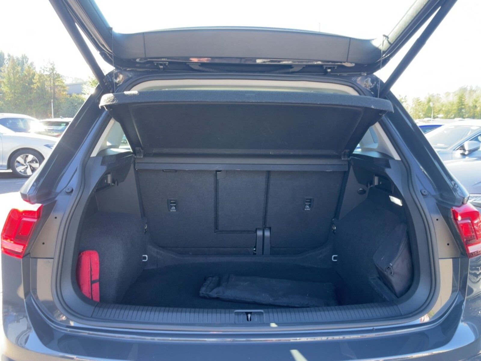 Volkswagen Tiguan – Bild 6