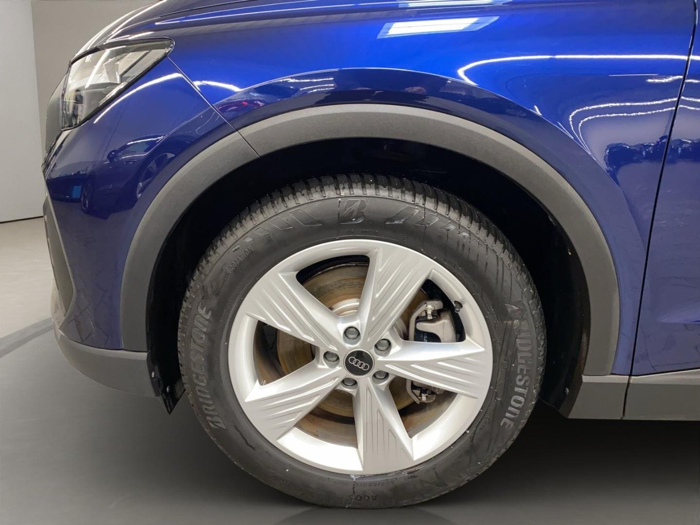 Bild über Audi Q4 e-tron 40 e-tron - für weitere Informationen kontaktieren Sie den Audi Partner