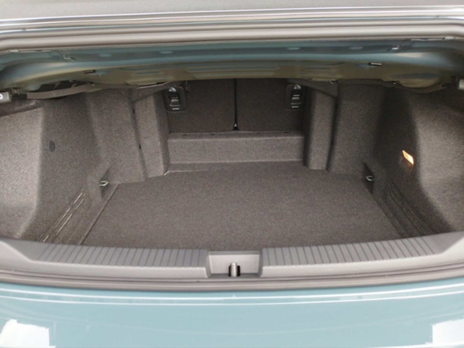Volkswagen T-Roc Cabriolet – Bild 11