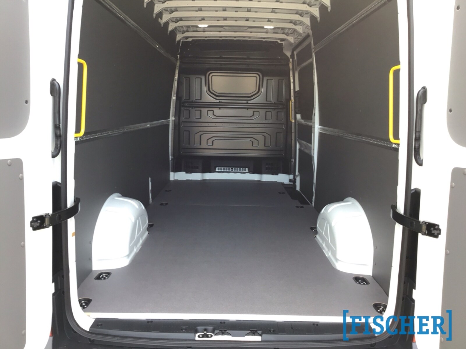 Volkswagen Crafter Kasten langer Radstand – Bild 11