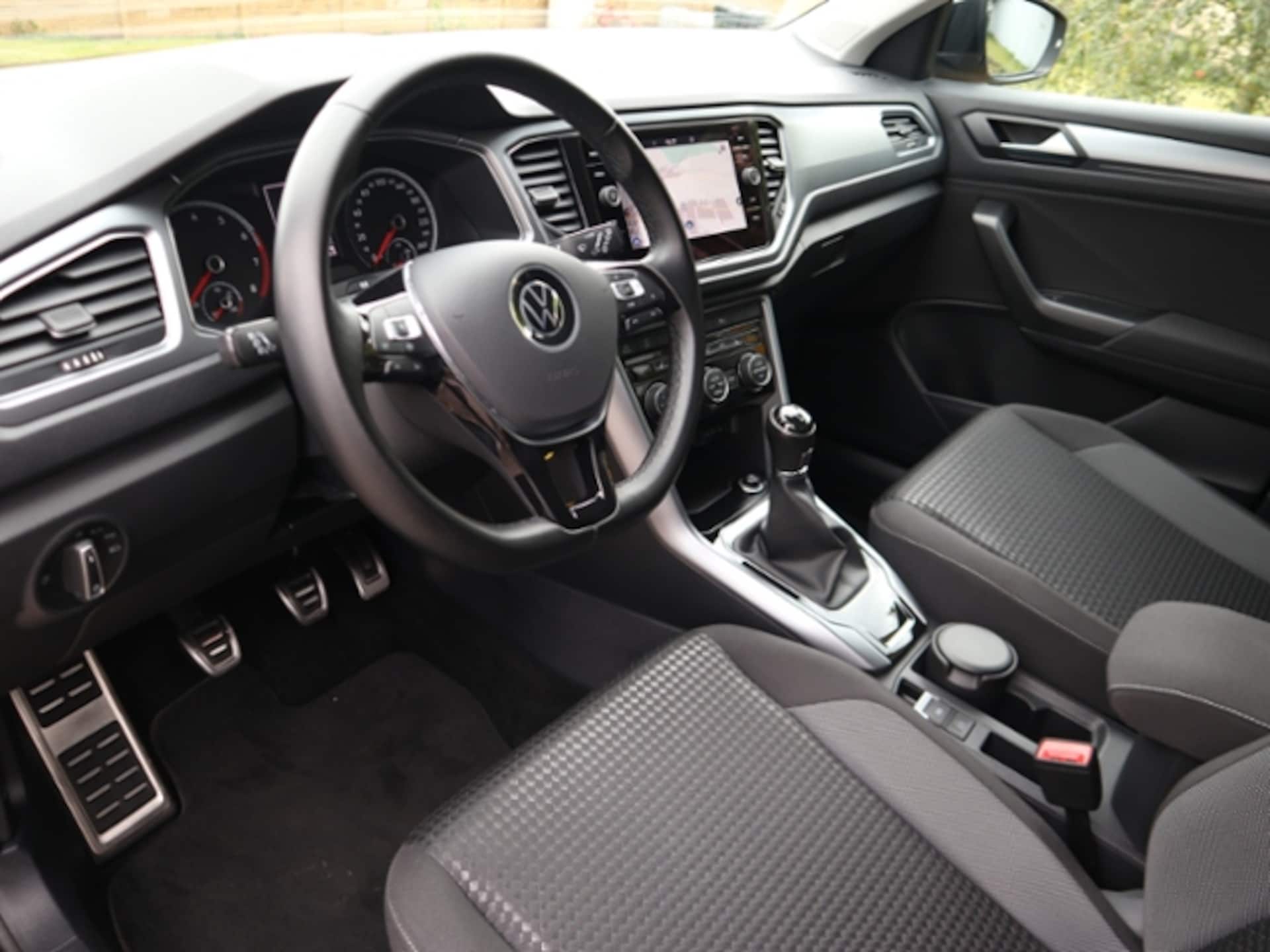 Volkswagen T-Roc Active