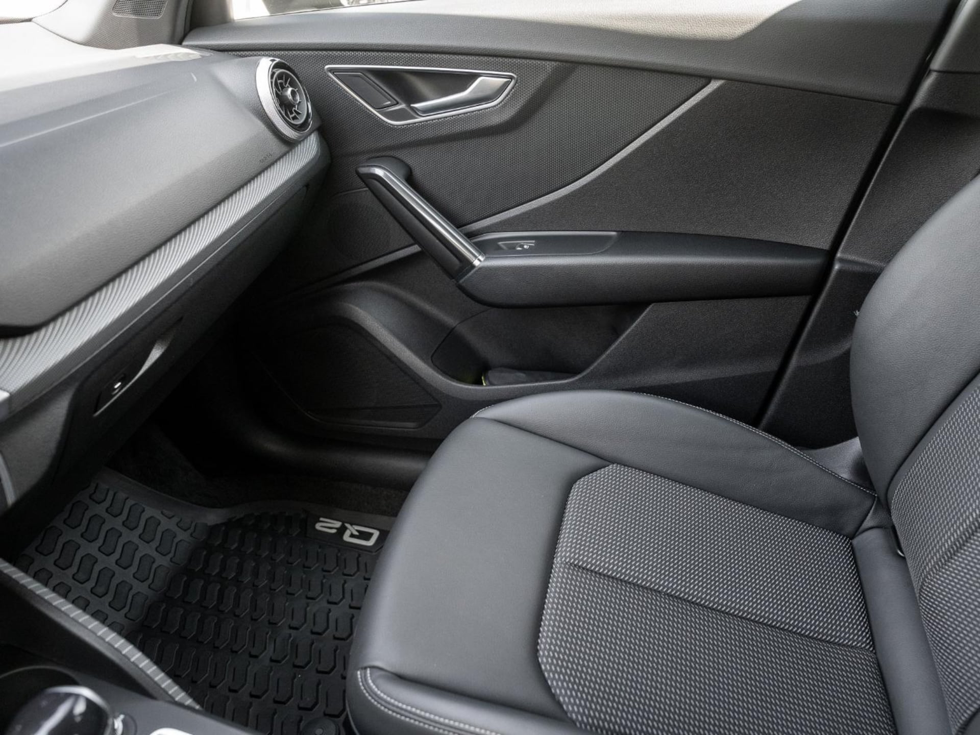 Audi Q2 S line