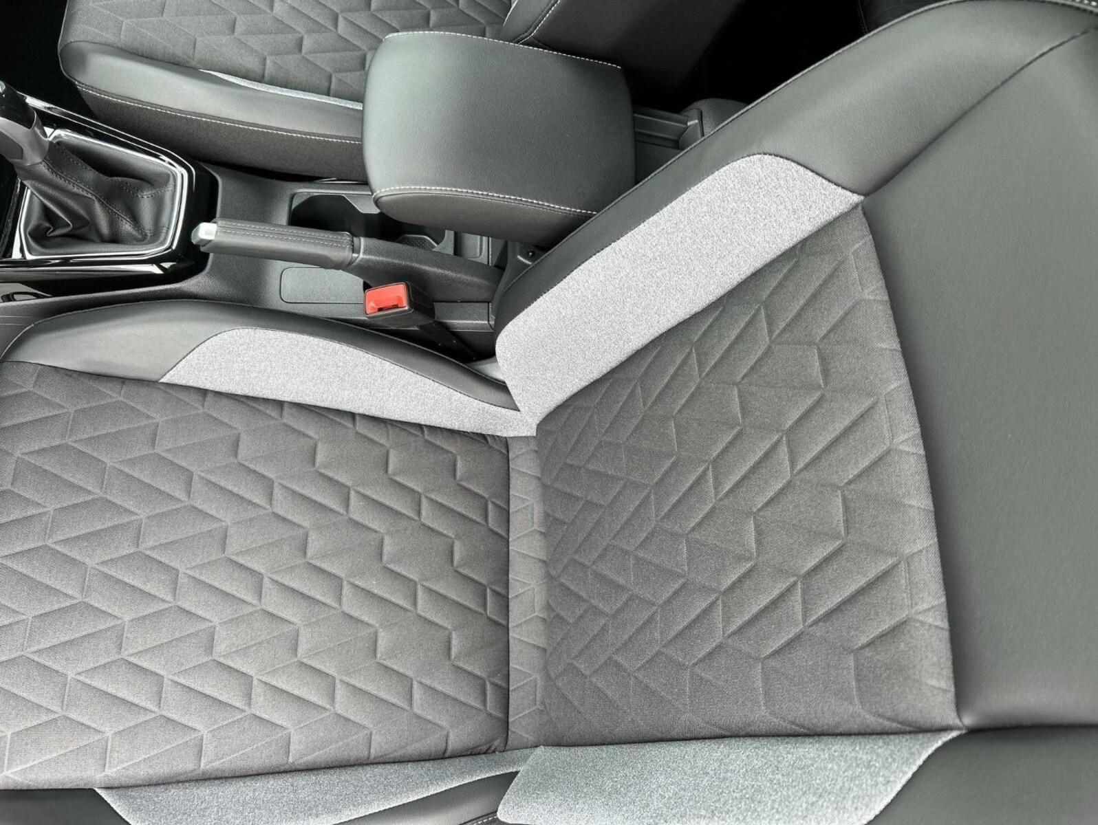 Volkswagen T-Cross – Bild 9