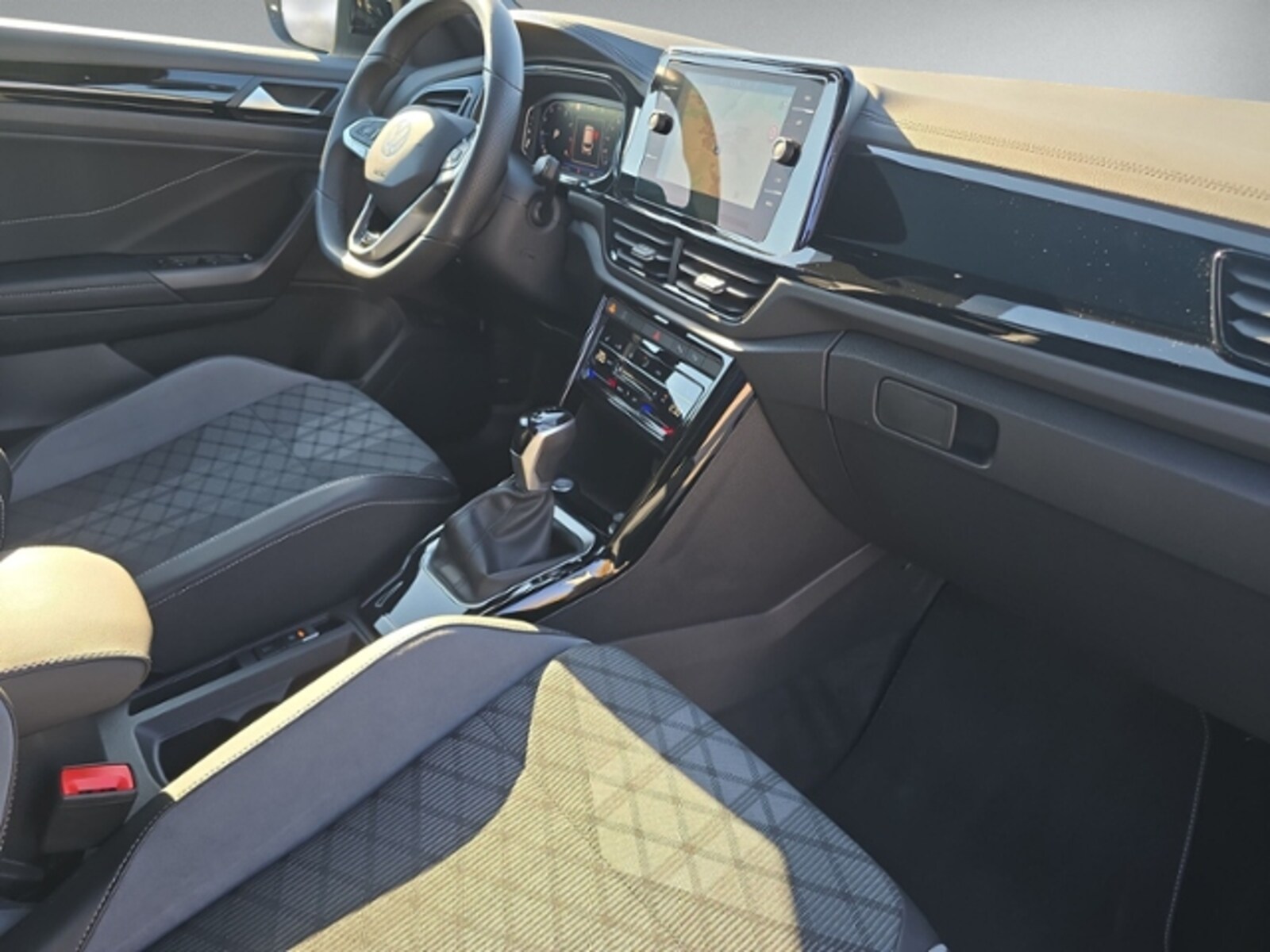 Volkswagen T-Roc – Bild 15