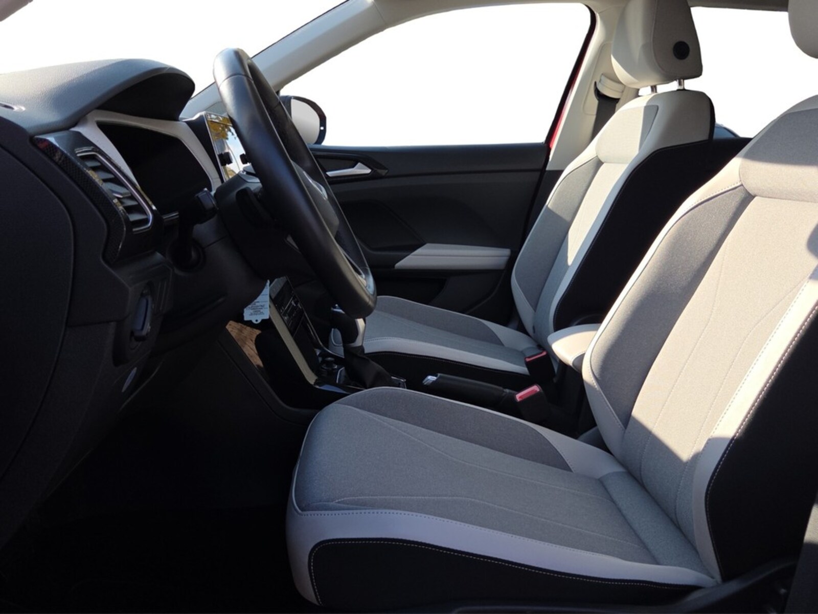 Volkswagen T-Cross – Bild 10