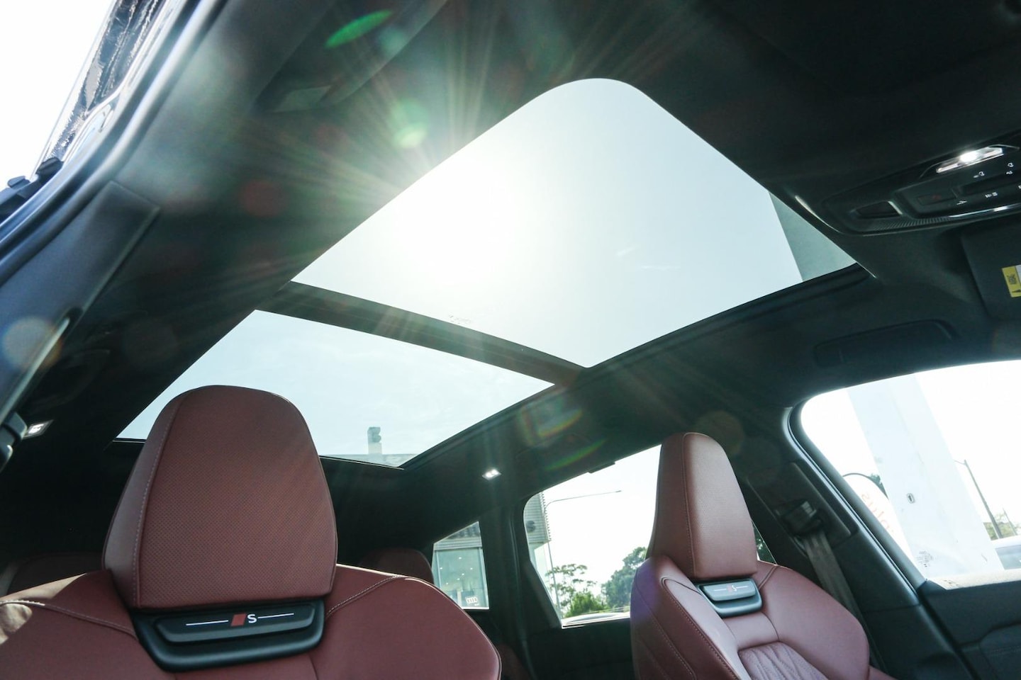Image about Audi SQ6 SUV e-tron e-tron quattro