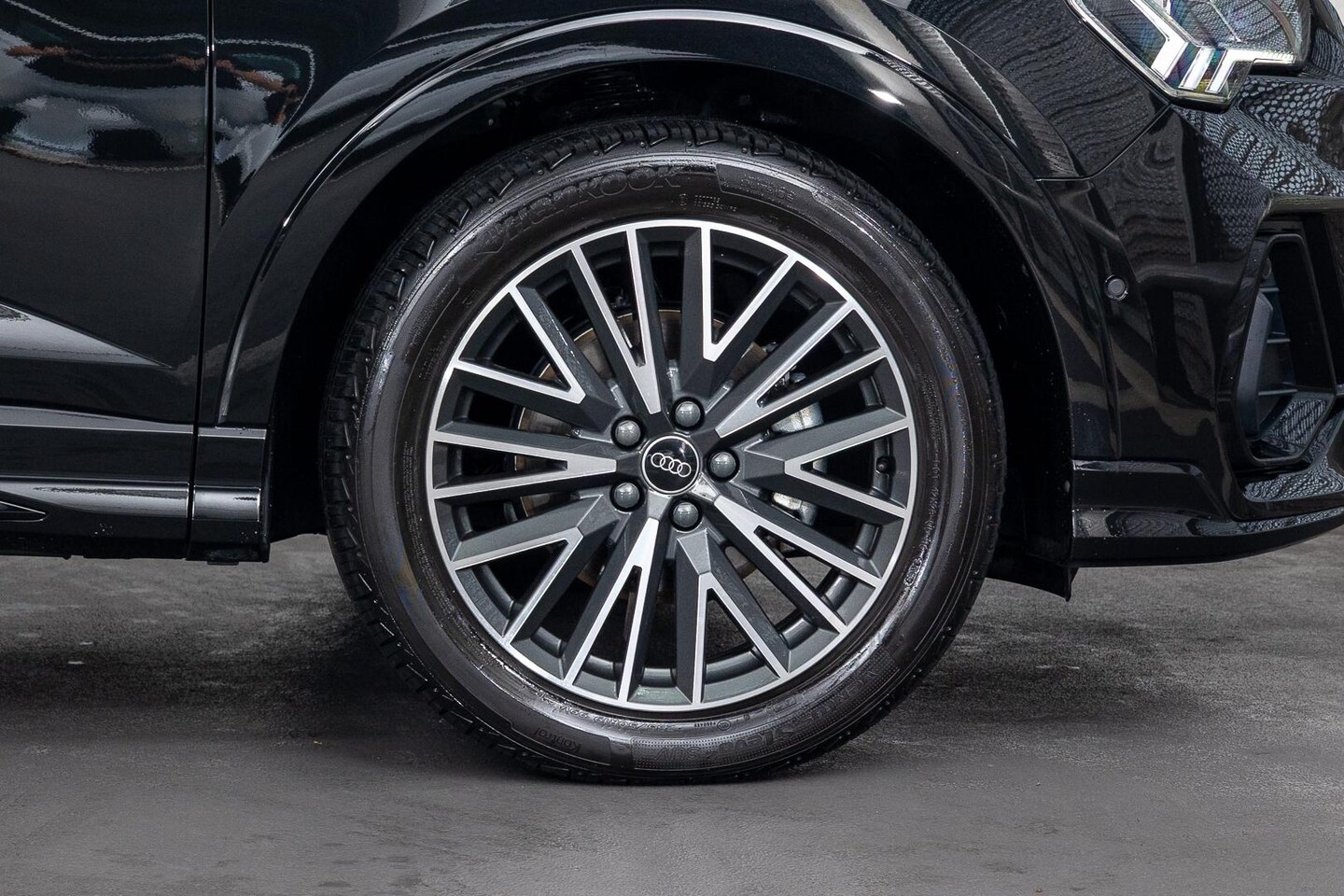 Image about Audi Q3 Sportback 35 TFSI S line edition
