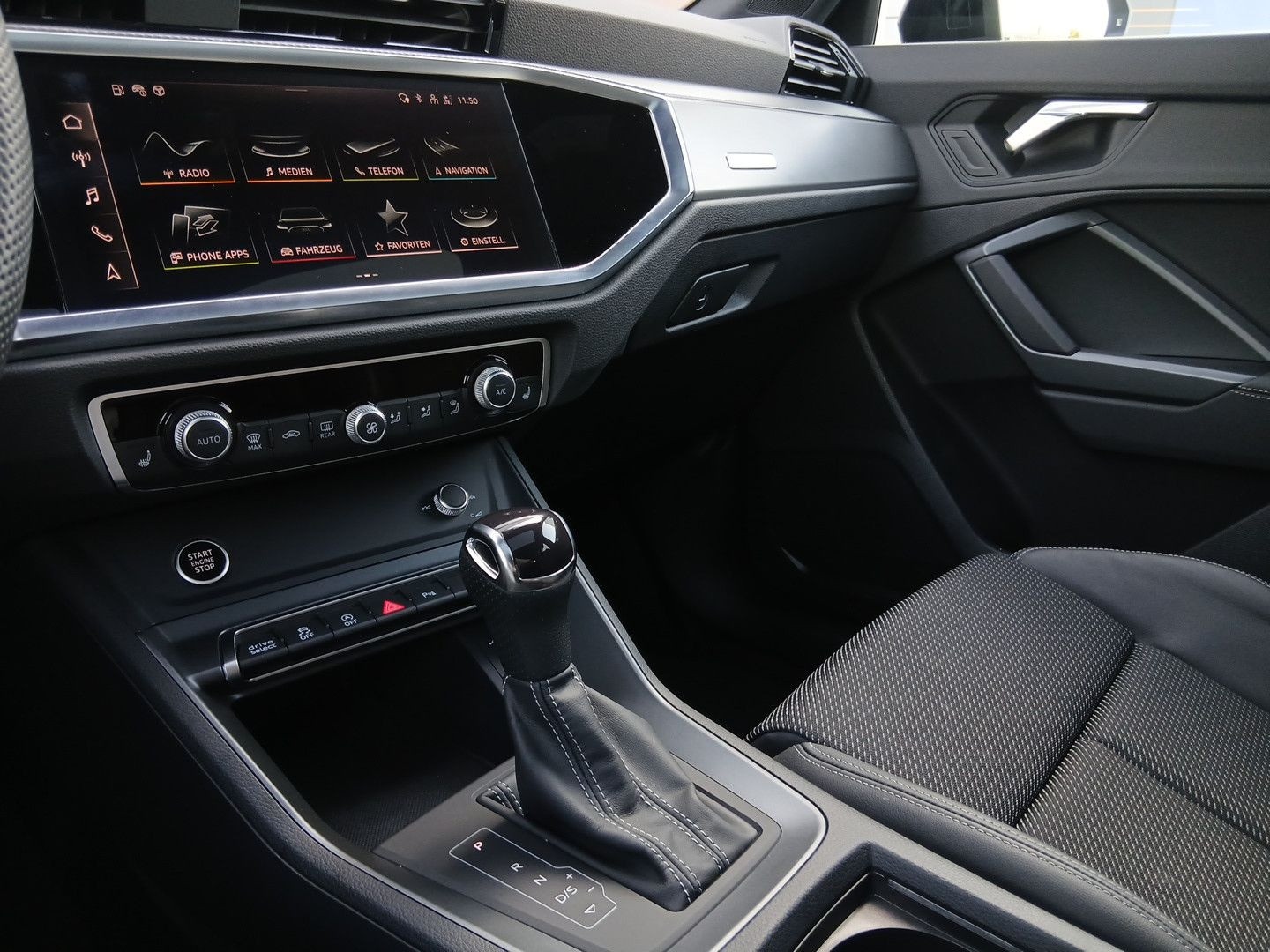 Bild über Audi Q3 Sportback S line 35 TFSI S tronic - für weitere Informationen kontaktieren Sie den Audi Partner