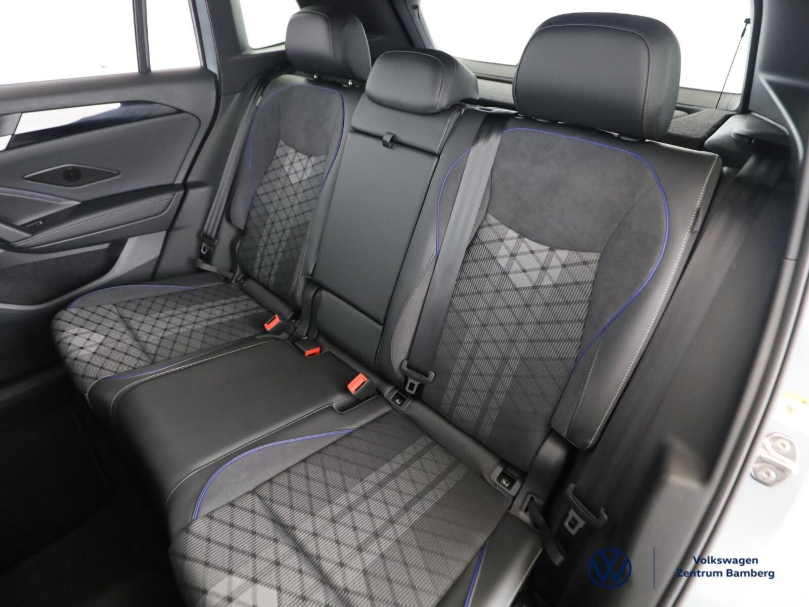 Volkswagen Tiguan – Bild 8