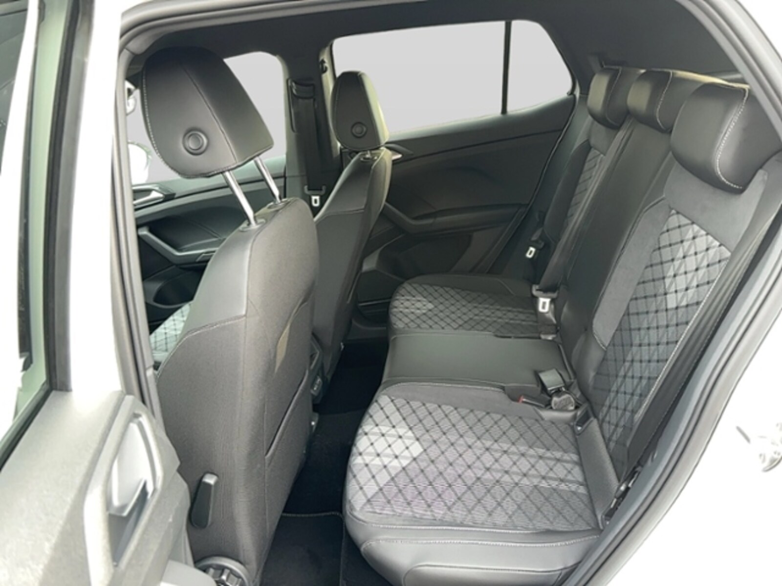 Volkswagen T-Cross – Bild 11