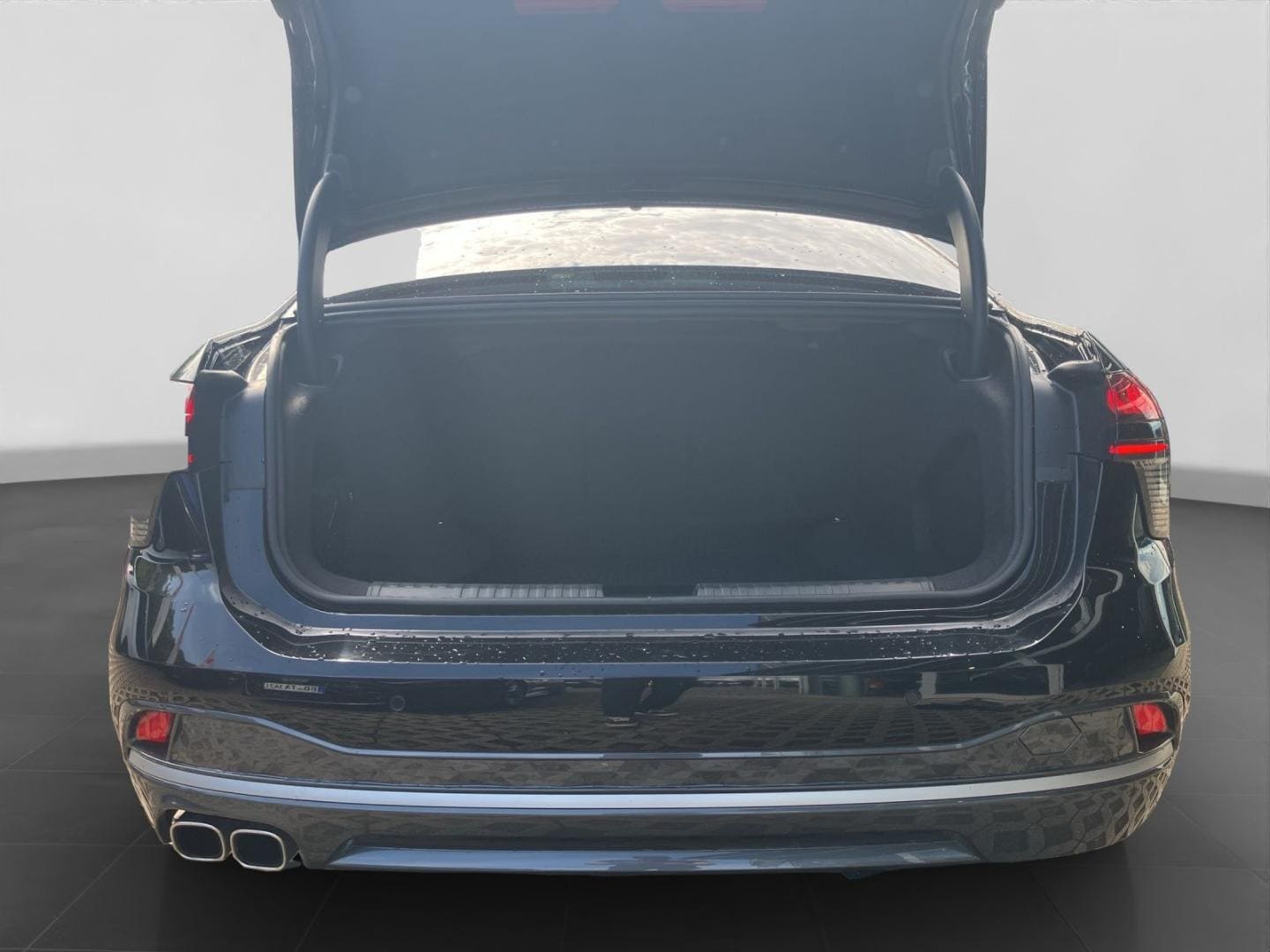 Bild über Audi A6 Limousine TDI quattro 150 kW S tronic - für weitere Informationen kontaktieren Sie den Audi Partner