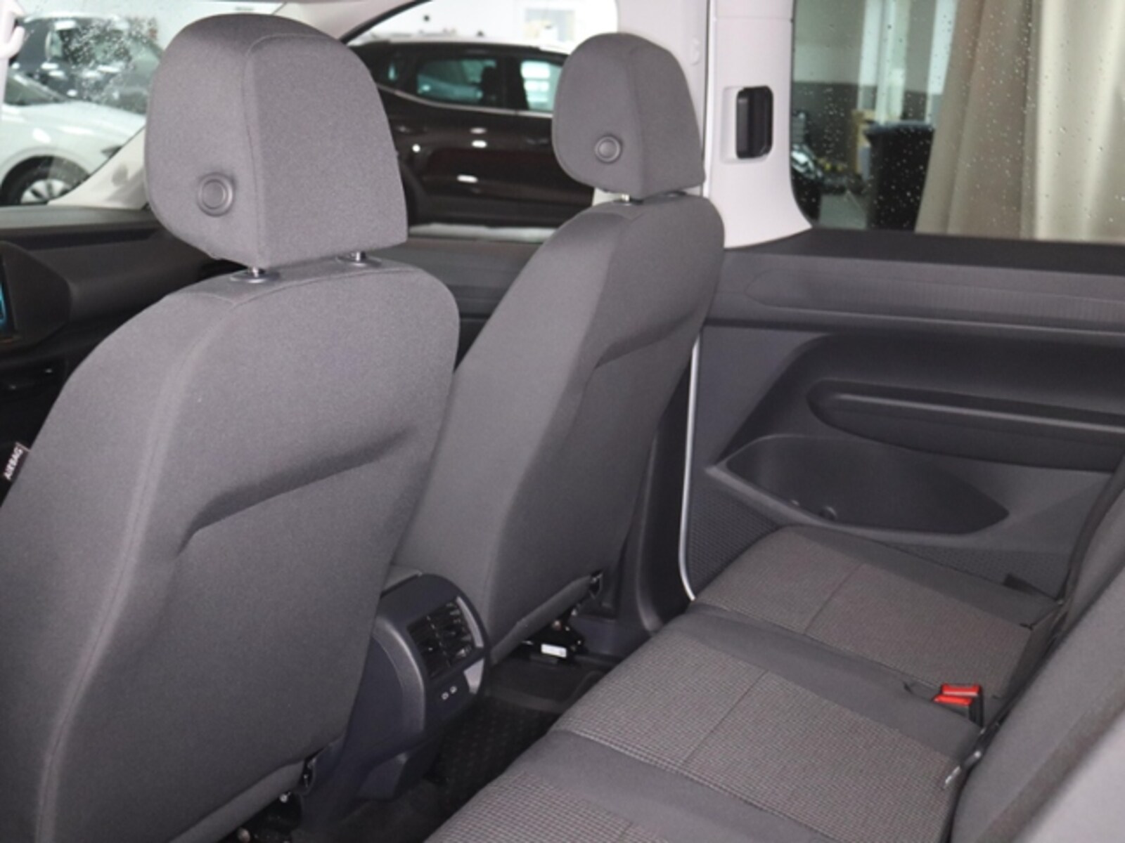 Volkswagen Caddy Maxi – Bild 12