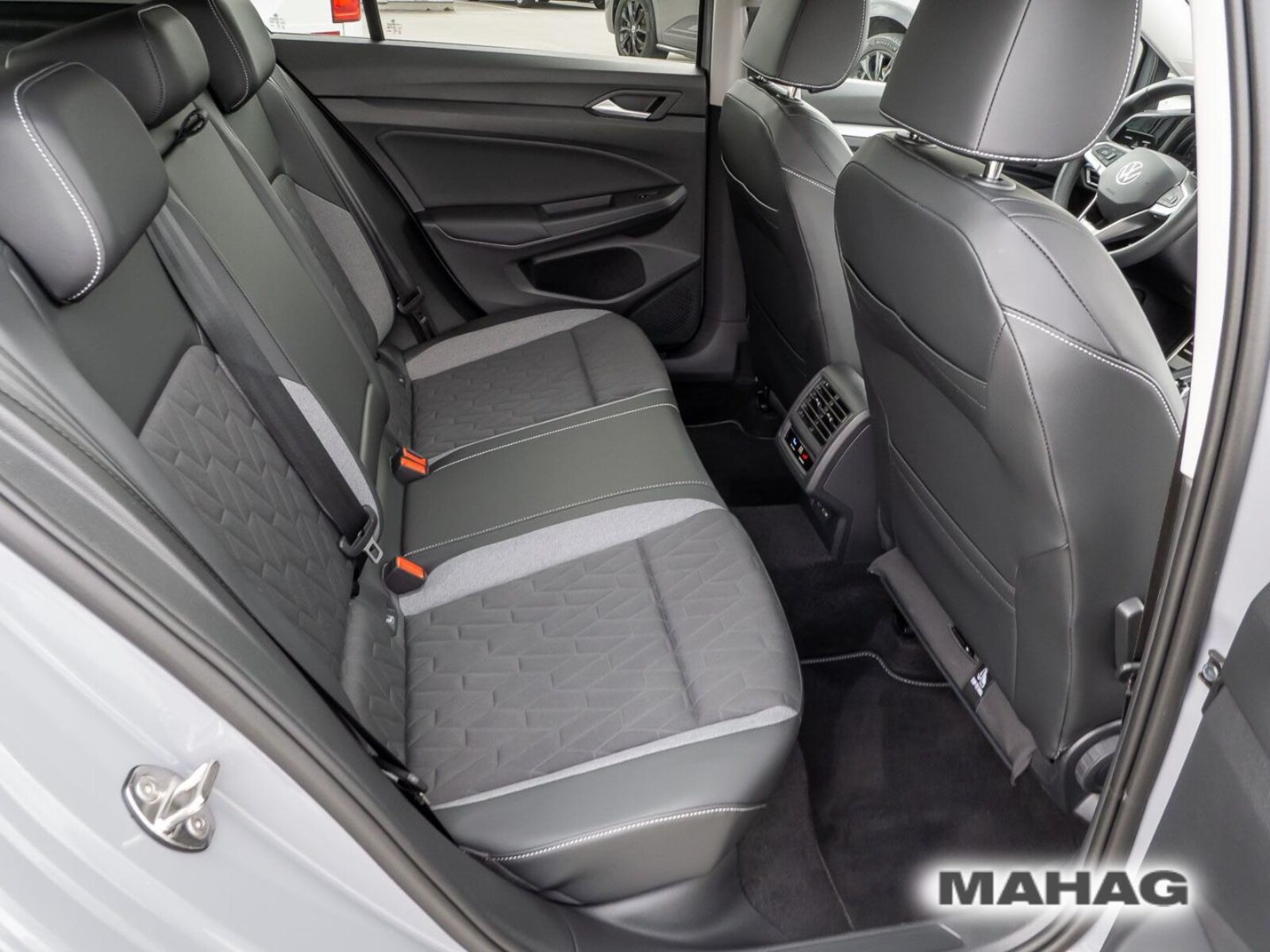 Volkswagen Golf – Bild 15