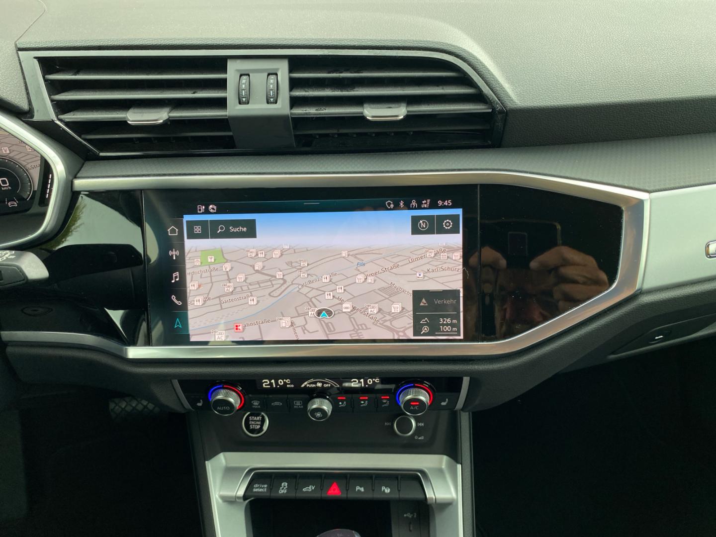 Image about Audi Q3 TFSI e 45 TFSI e S tronic