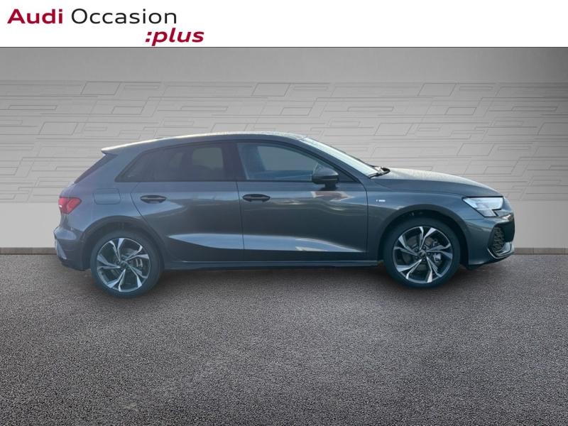 Image about Audi A3 Sportback TFSI e S line TFSI e 204 ch S tronic