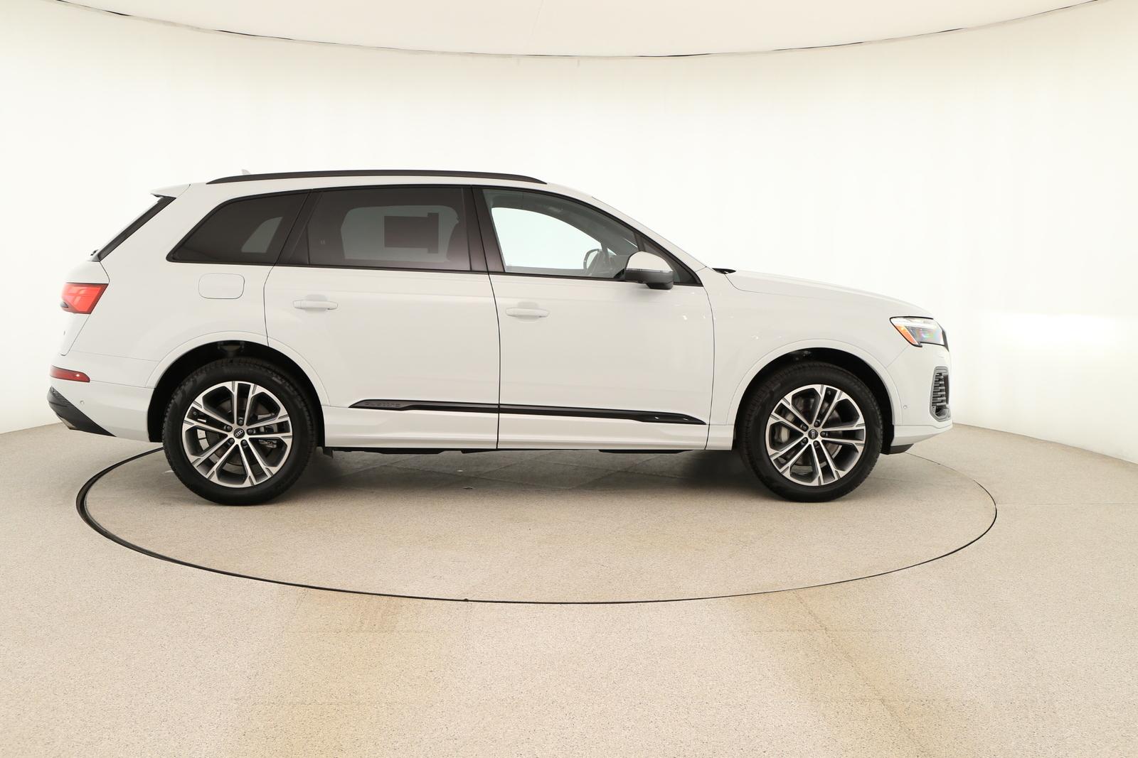 2026 Audi Q7 Premium - Photo 8