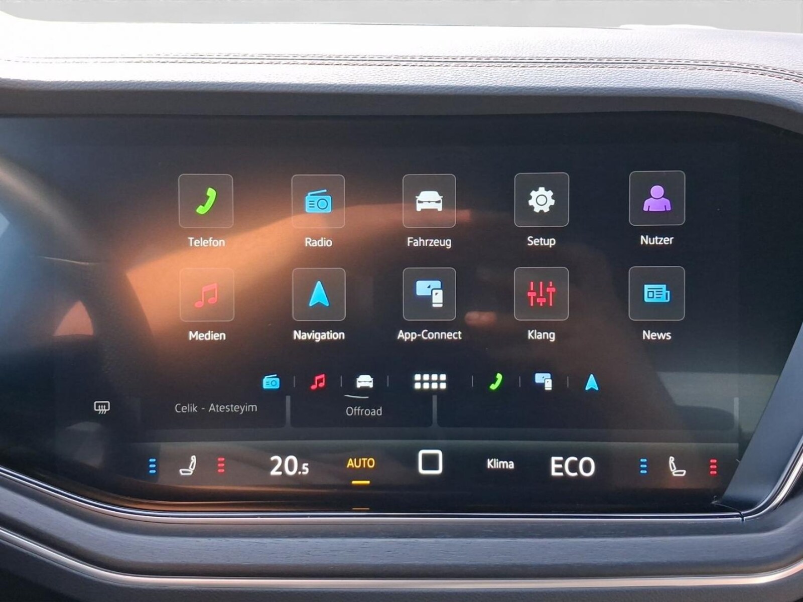 Volkswagen Touareg – Bild 13