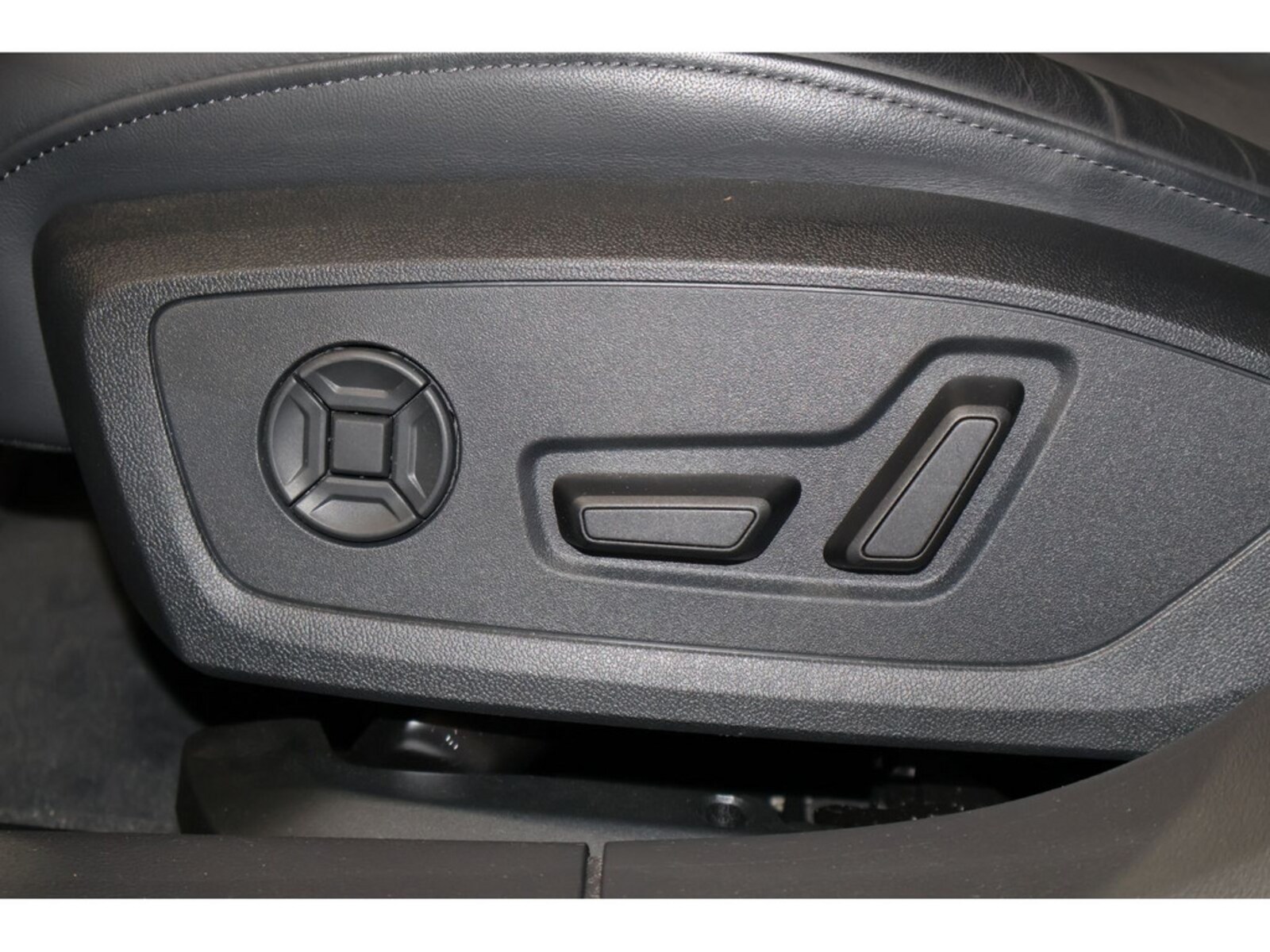 Audi S6 Avant – Bild 15