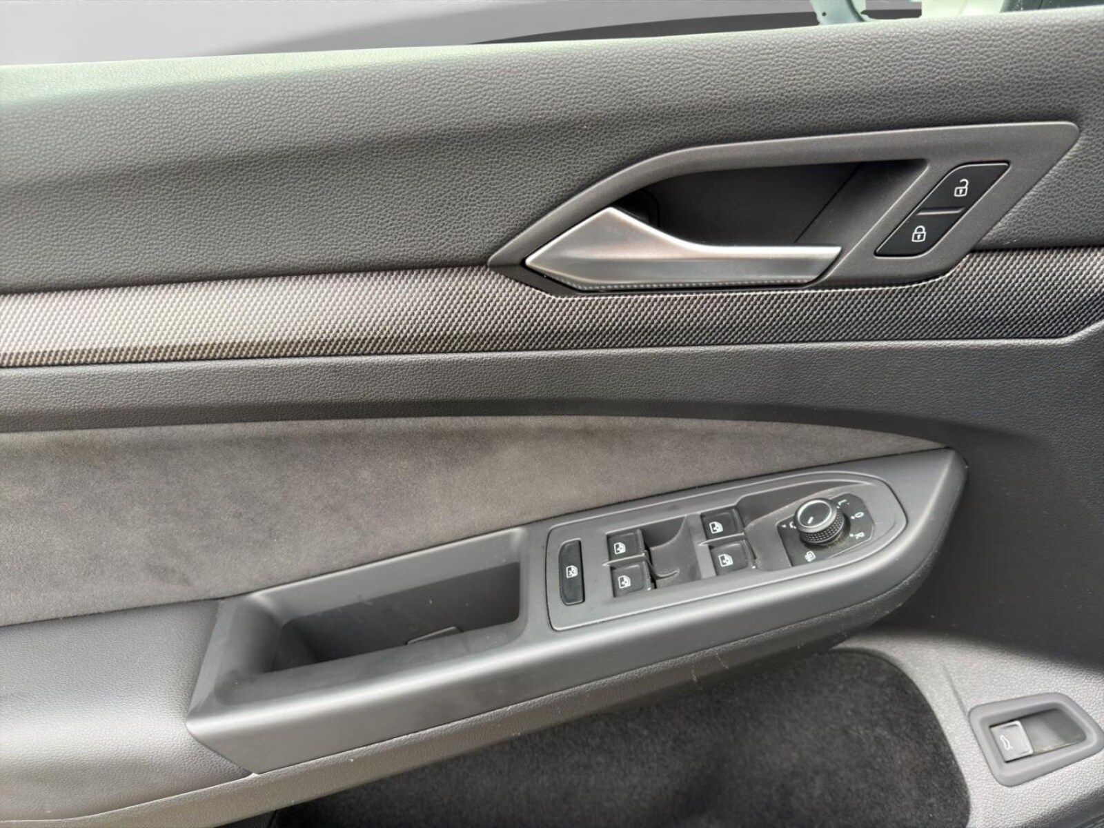 Volkswagen Golf Variant – Bild 15