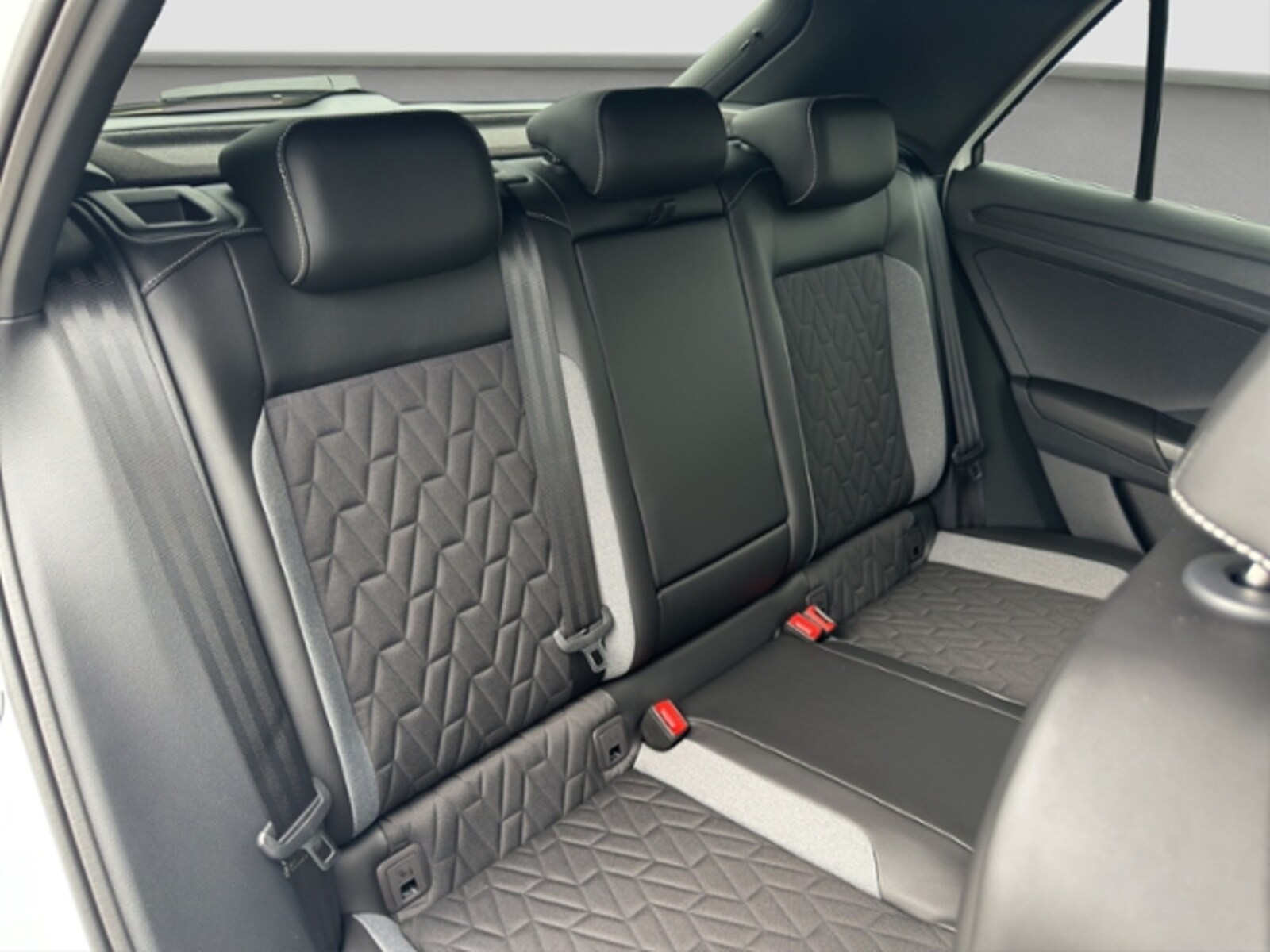 Volkswagen T-Roc – Bild 19