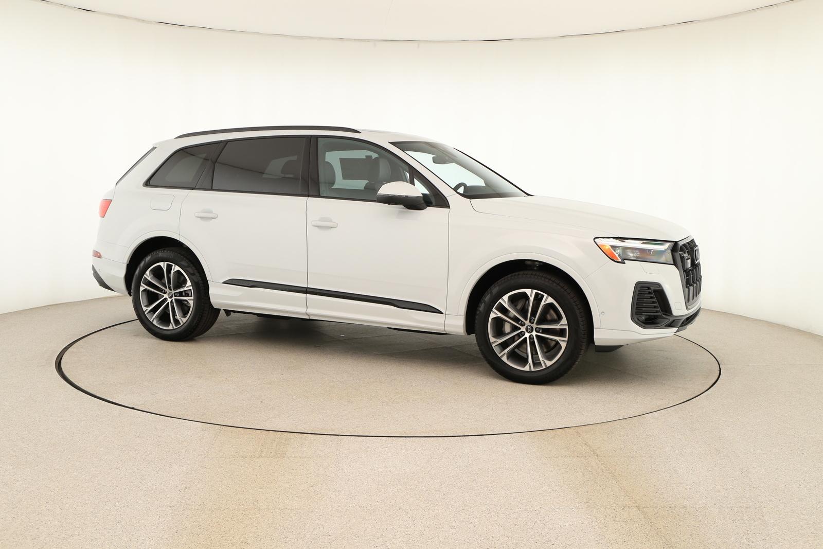2026 Audi Q7 Premium - Photo 9