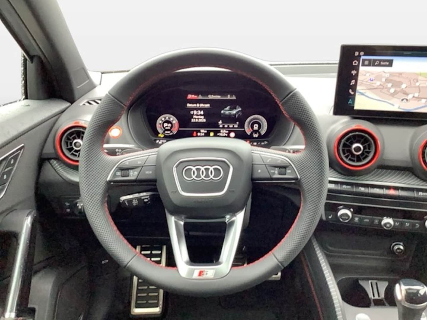 Bild über Audi Q2 S line 40 TFSI quattro S tronic - für weitere Informationen kontaktieren Sie den Audi Partner