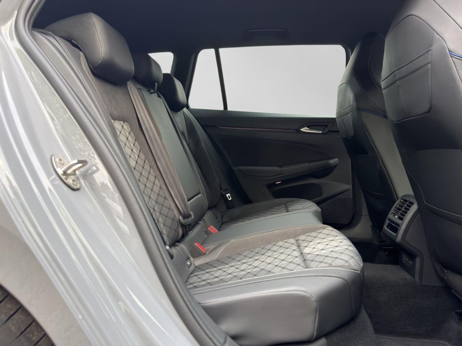 Volkswagen Golf Variant – Bild 21