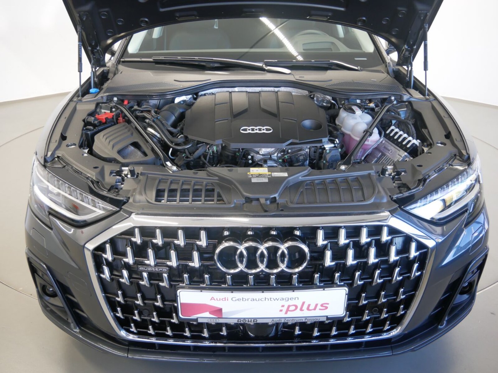Audi A8 – Bild 22