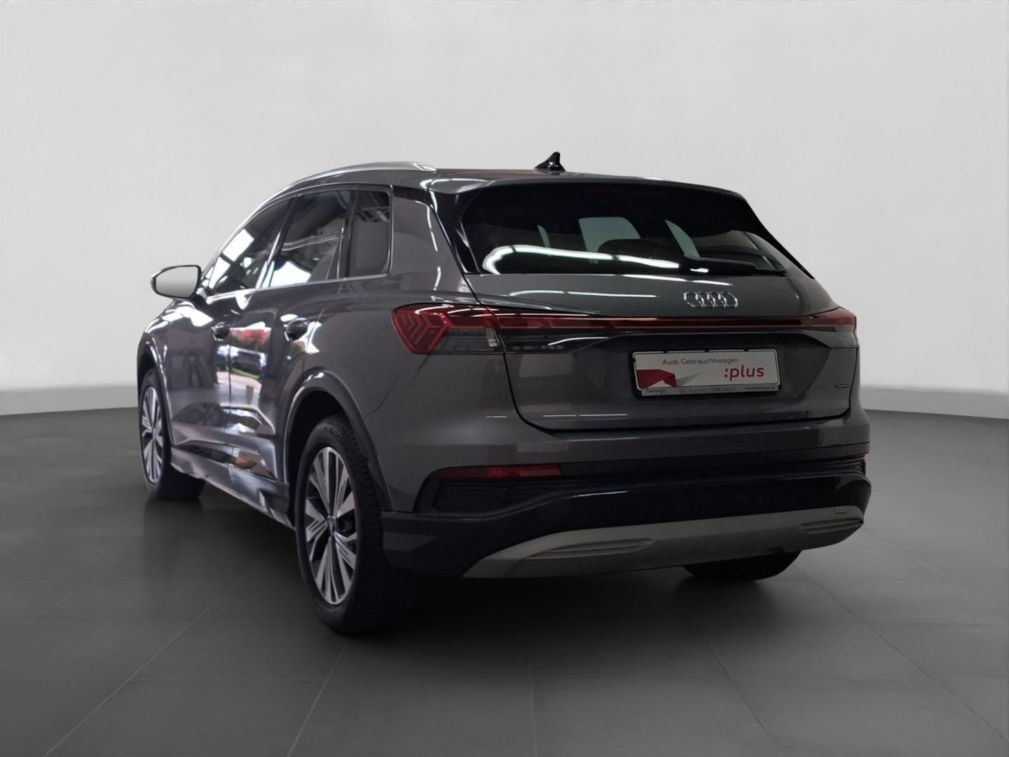 Bild über Audi Q4 e-tron 45 e-tron quattro - für weitere Informationen kontaktieren Sie den Audi Partner
