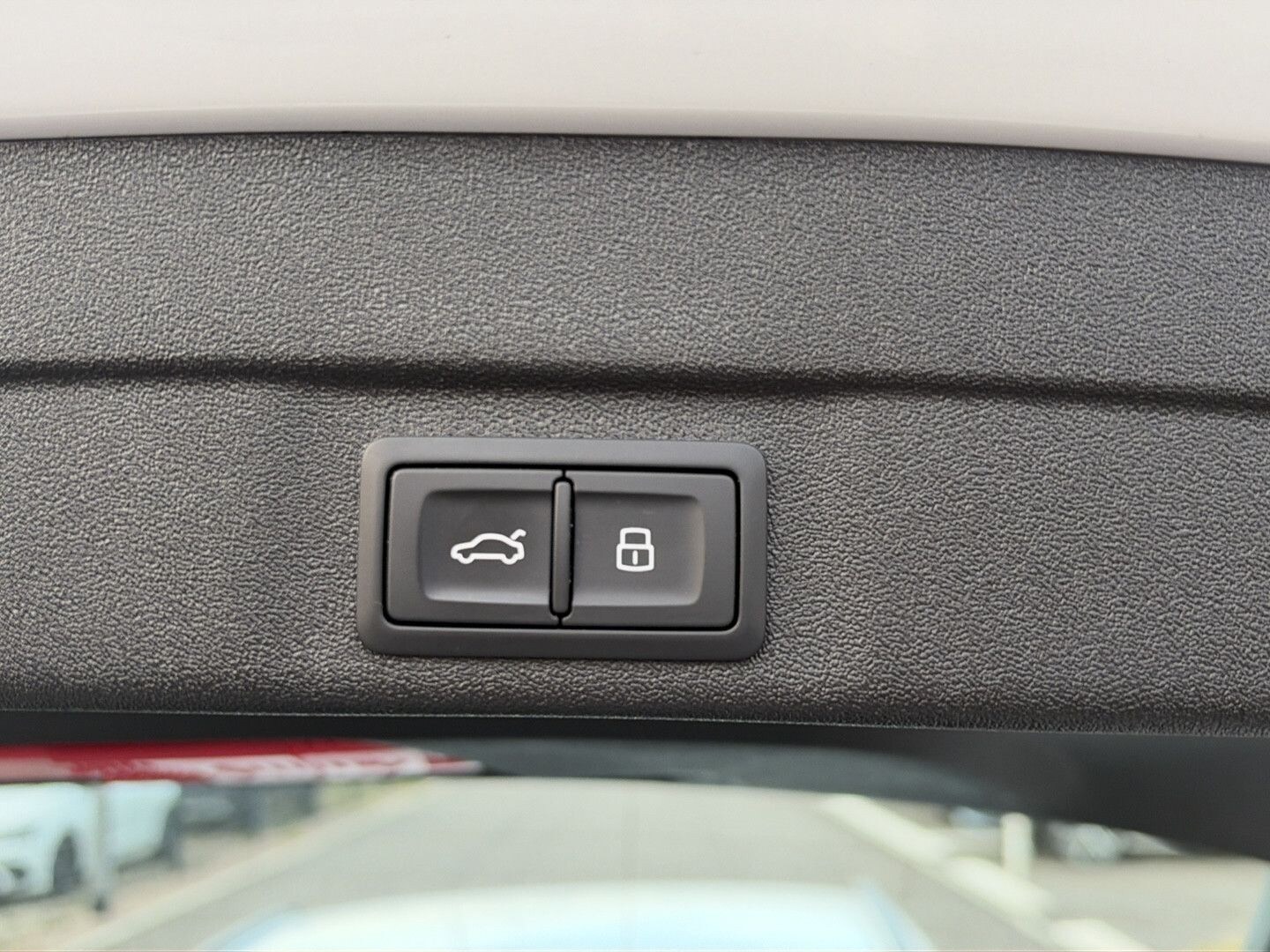 Bild über Audi A5 Avant TFSI 150 kW S tronic - für weitere Informationen kontaktieren Sie den Audi Partner