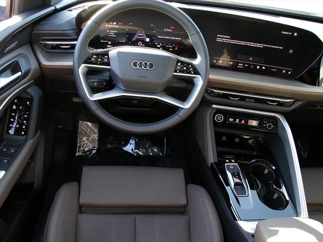 2025 AUDI Q5 - Image 16