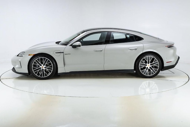 2026 Porsche Taycan