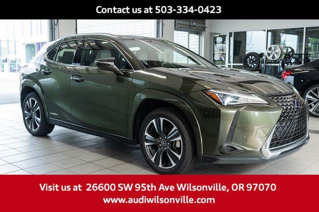 Photo of 2022 Lexus UX 250h