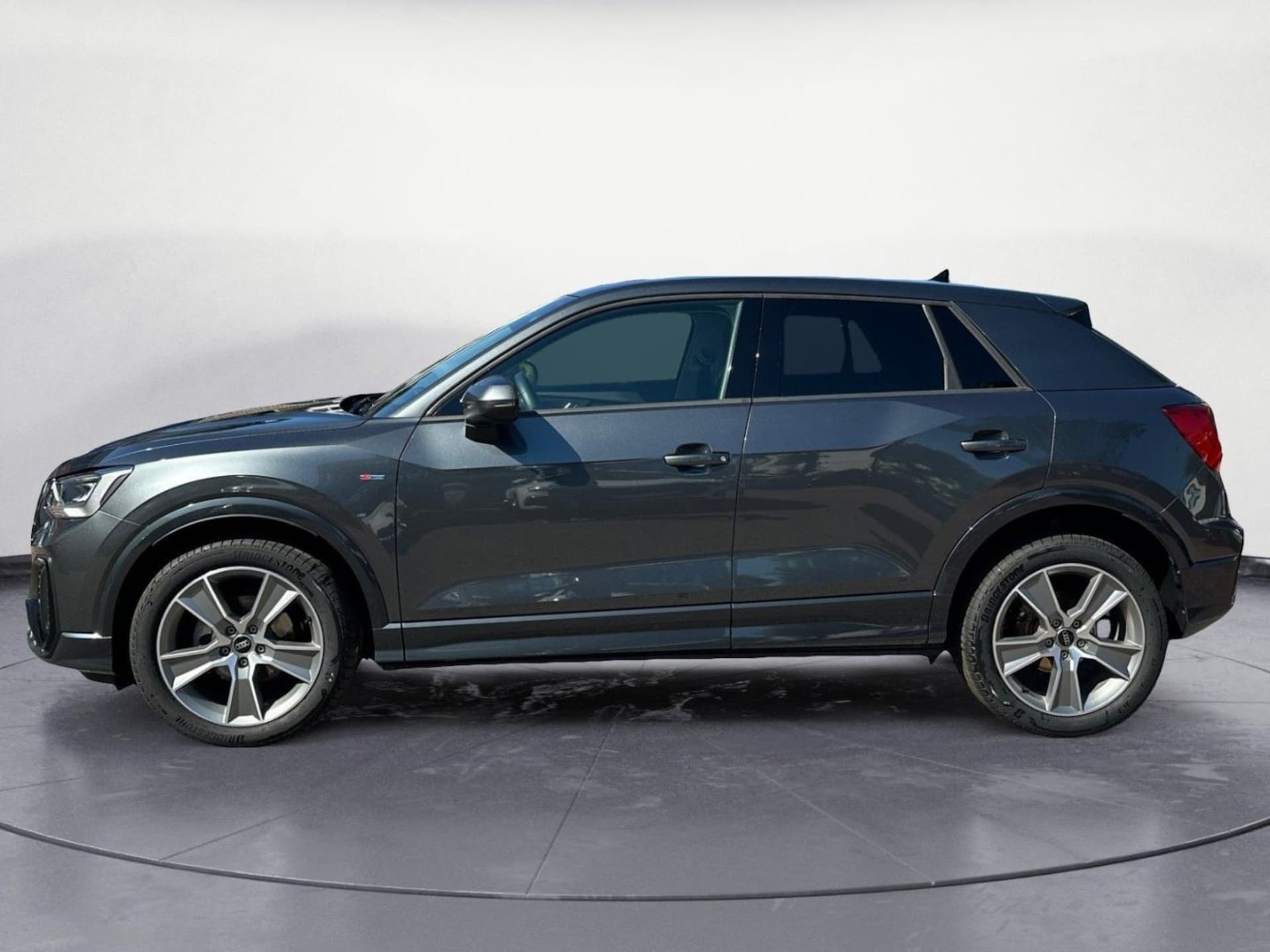 Audi Q2 S line
