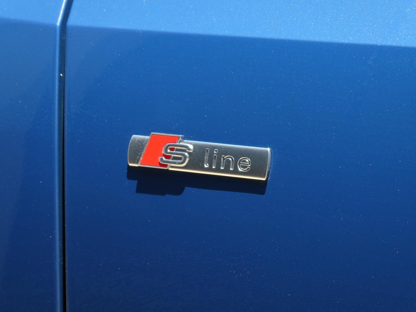 Audi A4 Sedan