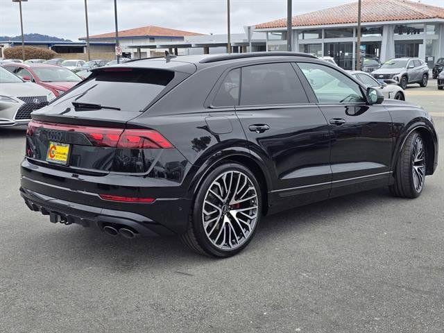 2025 Audi SQ8