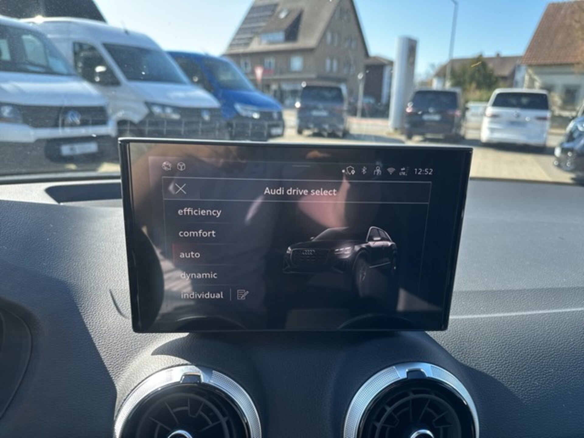 Audi Q2 S line