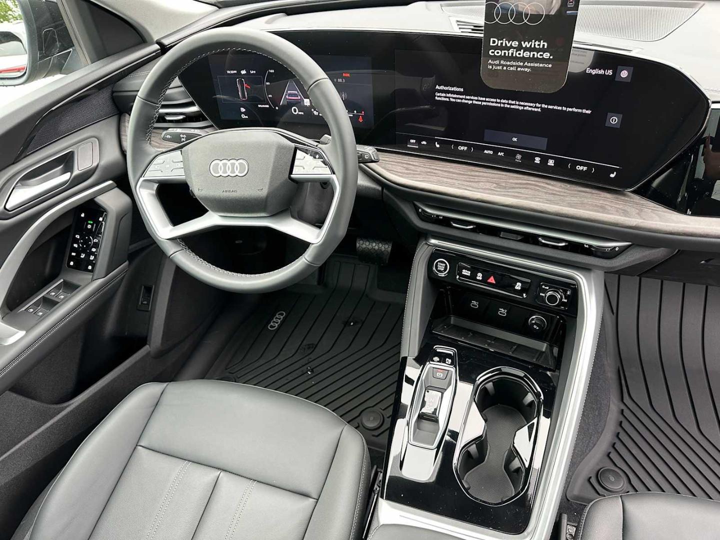 2025 Audi Q5 Premium - Photo 11