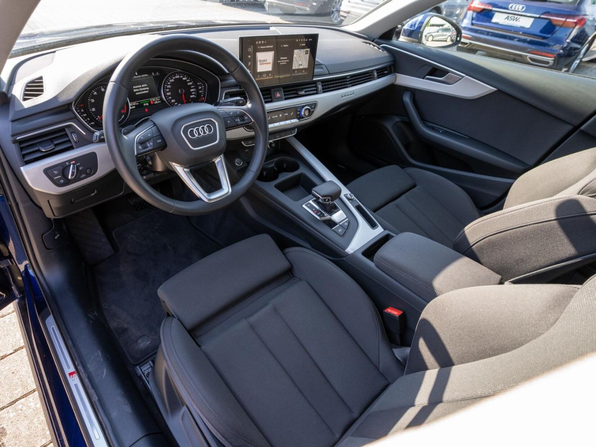 Audi A4 Avant S line