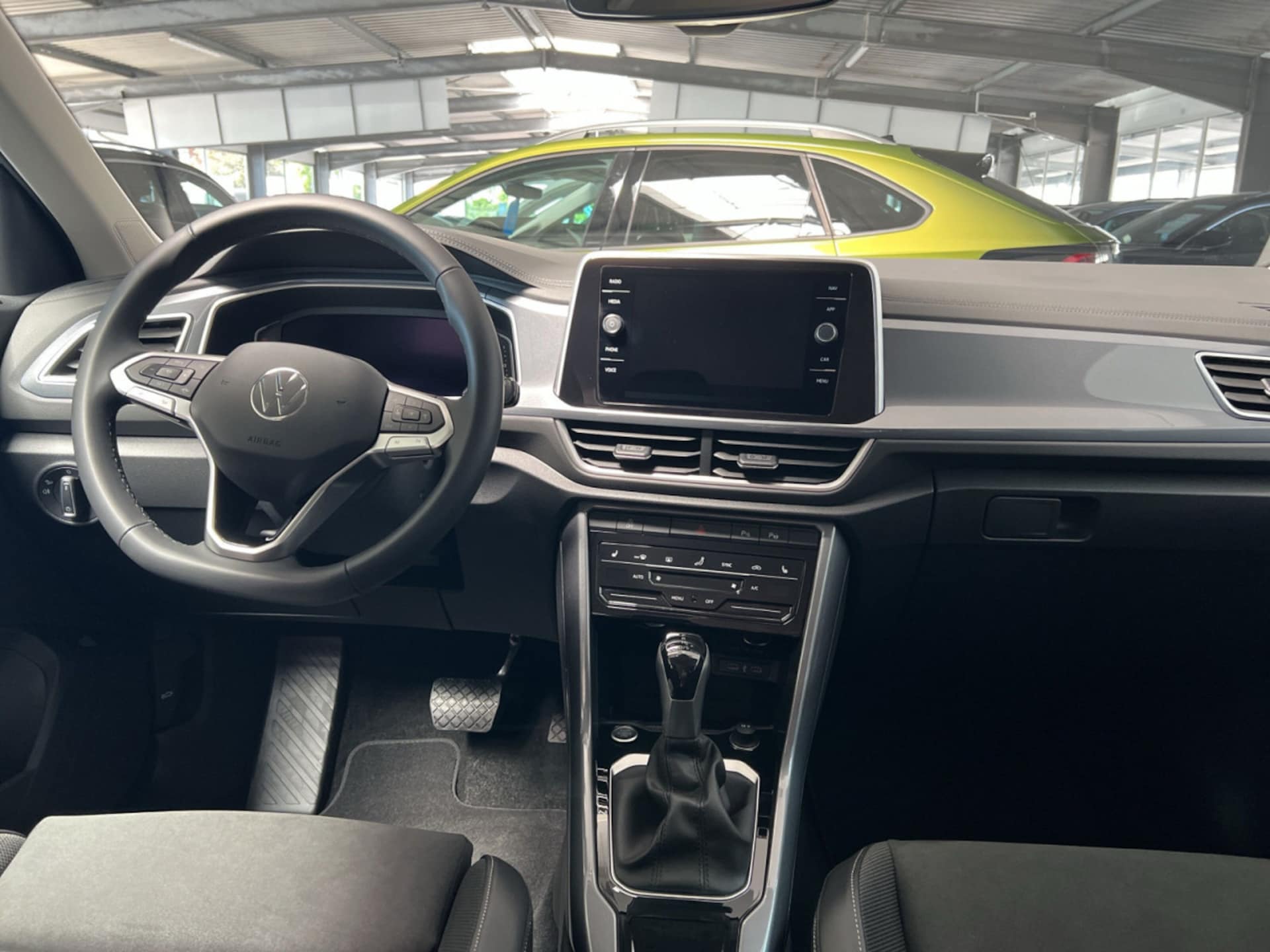 Volkswagen T-Roc Style