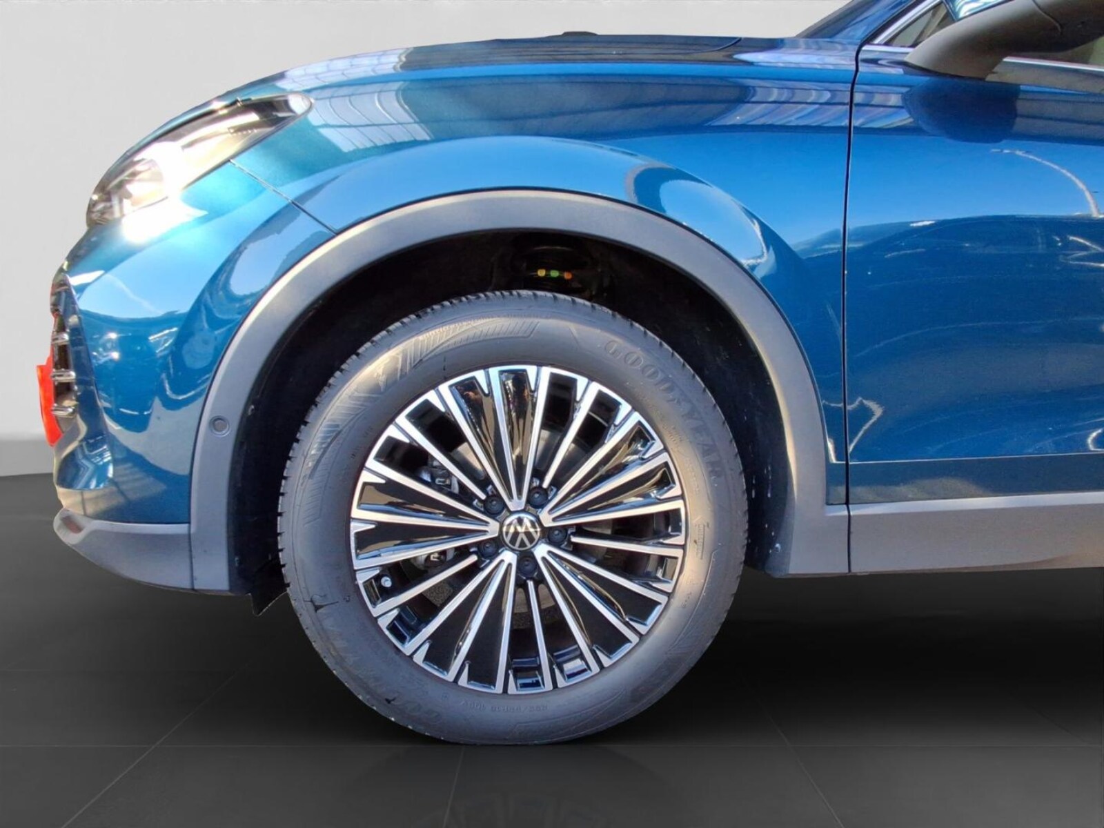 Volkswagen Tiguan – Bild 15