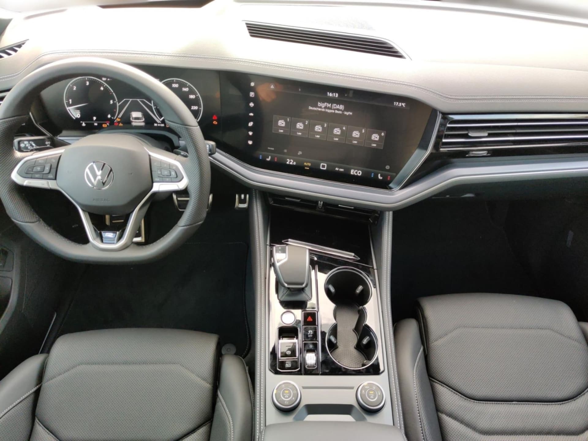 Volkswagen Touareg R-Line