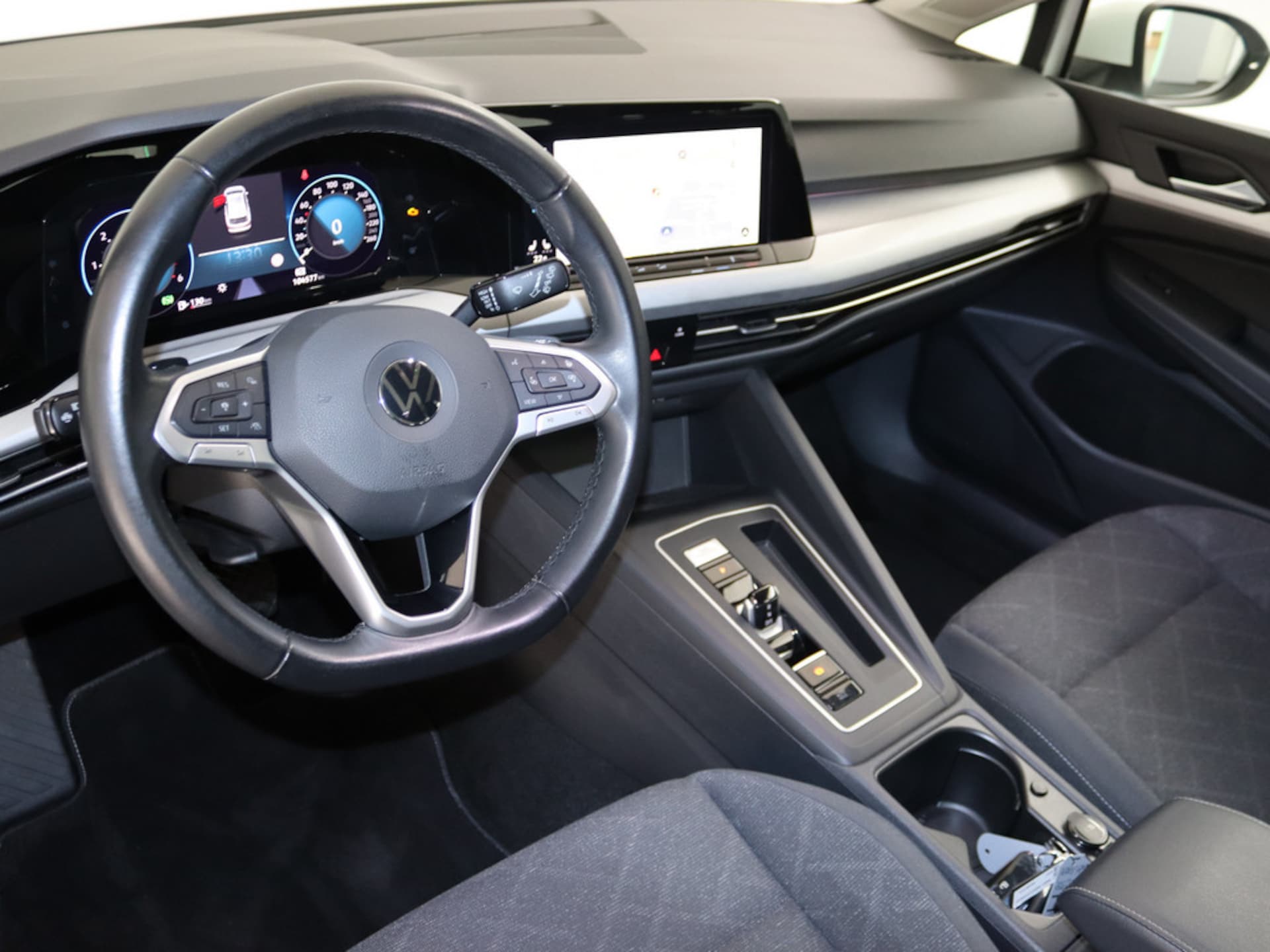 Volkswagen Golf Variant Life