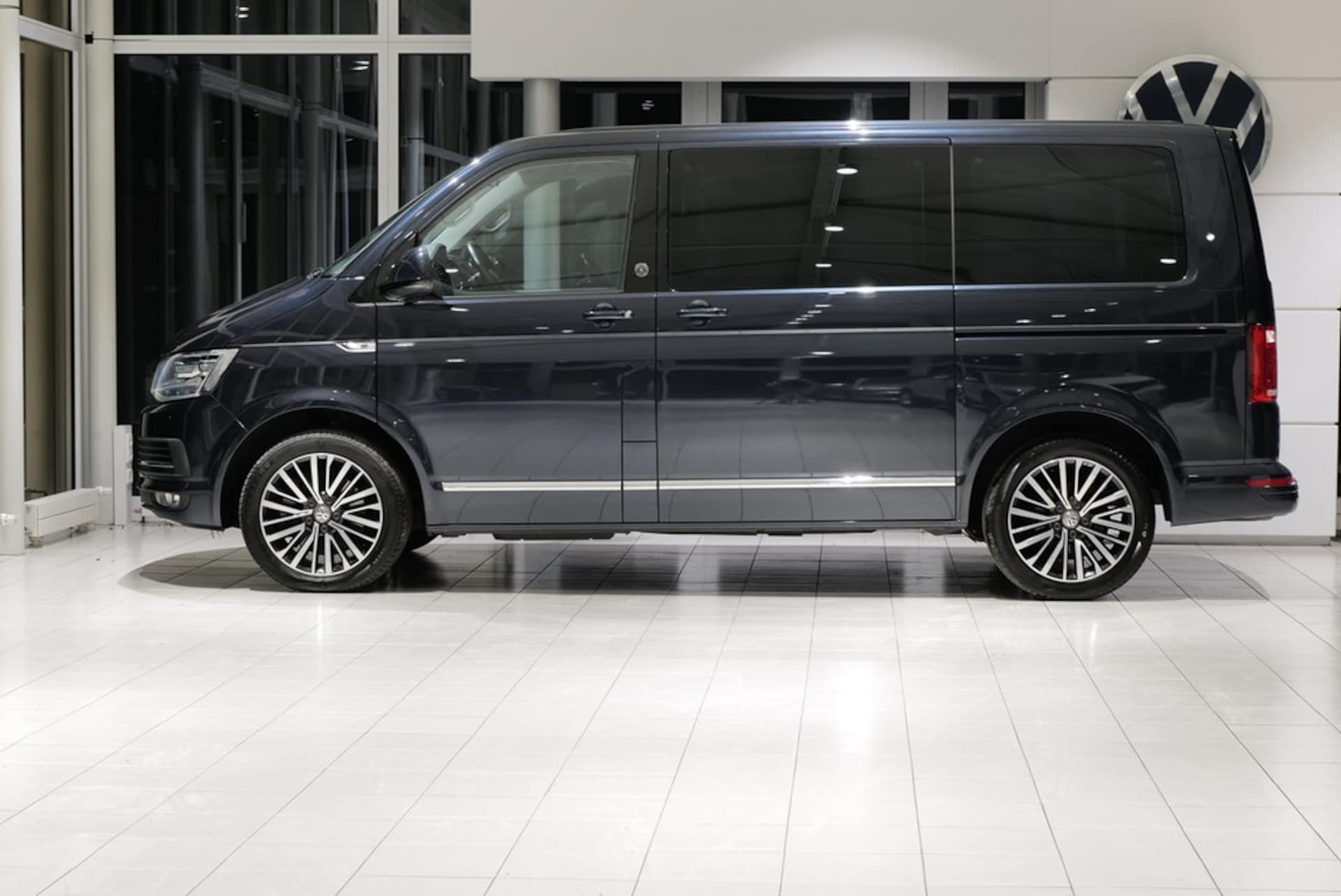 Volkswagen T6 Multivan Highline