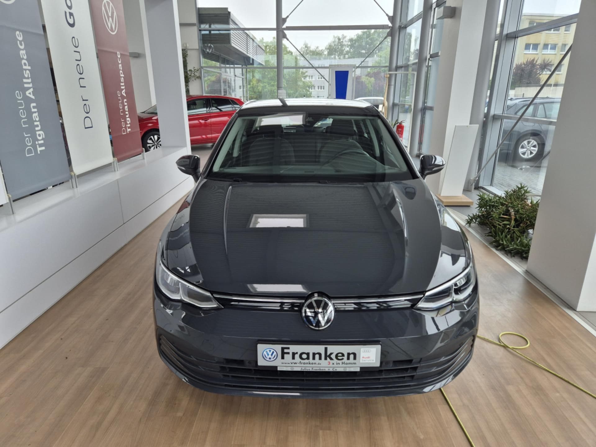 Volkswagen Golf Life
