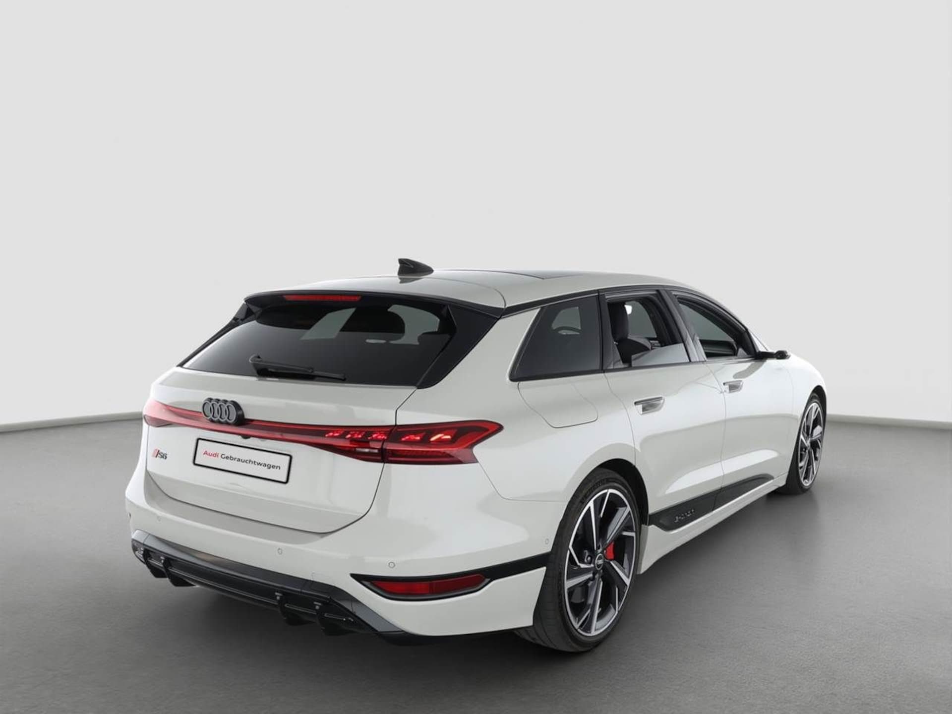 Audi S6 Avant e-tron